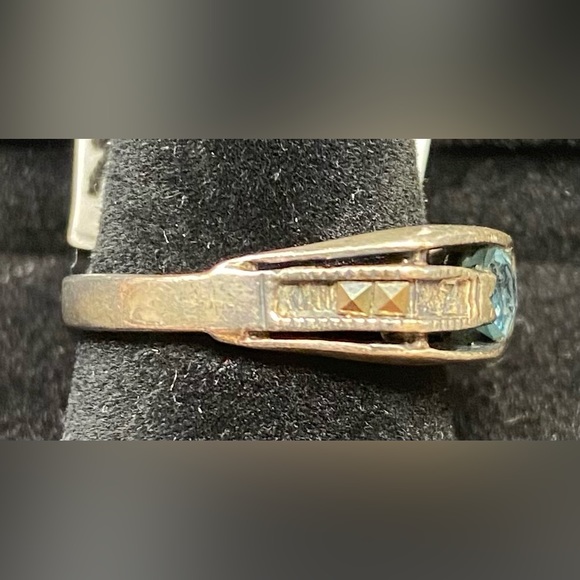 SILVER .925 VINTAGE FANCY WITH AQUA MARINE STONE WOMEN RING SIZE 7.5 - Picture 2 of 2